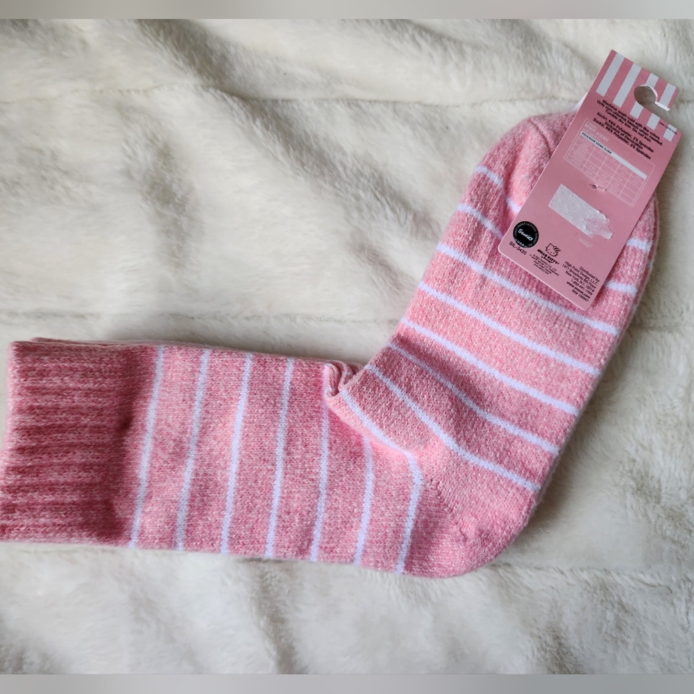 NWT Sanrio Hello Kitty Pink Stripe Cozy Crew Socks – 2 Pair Set - Picture 5 of 8